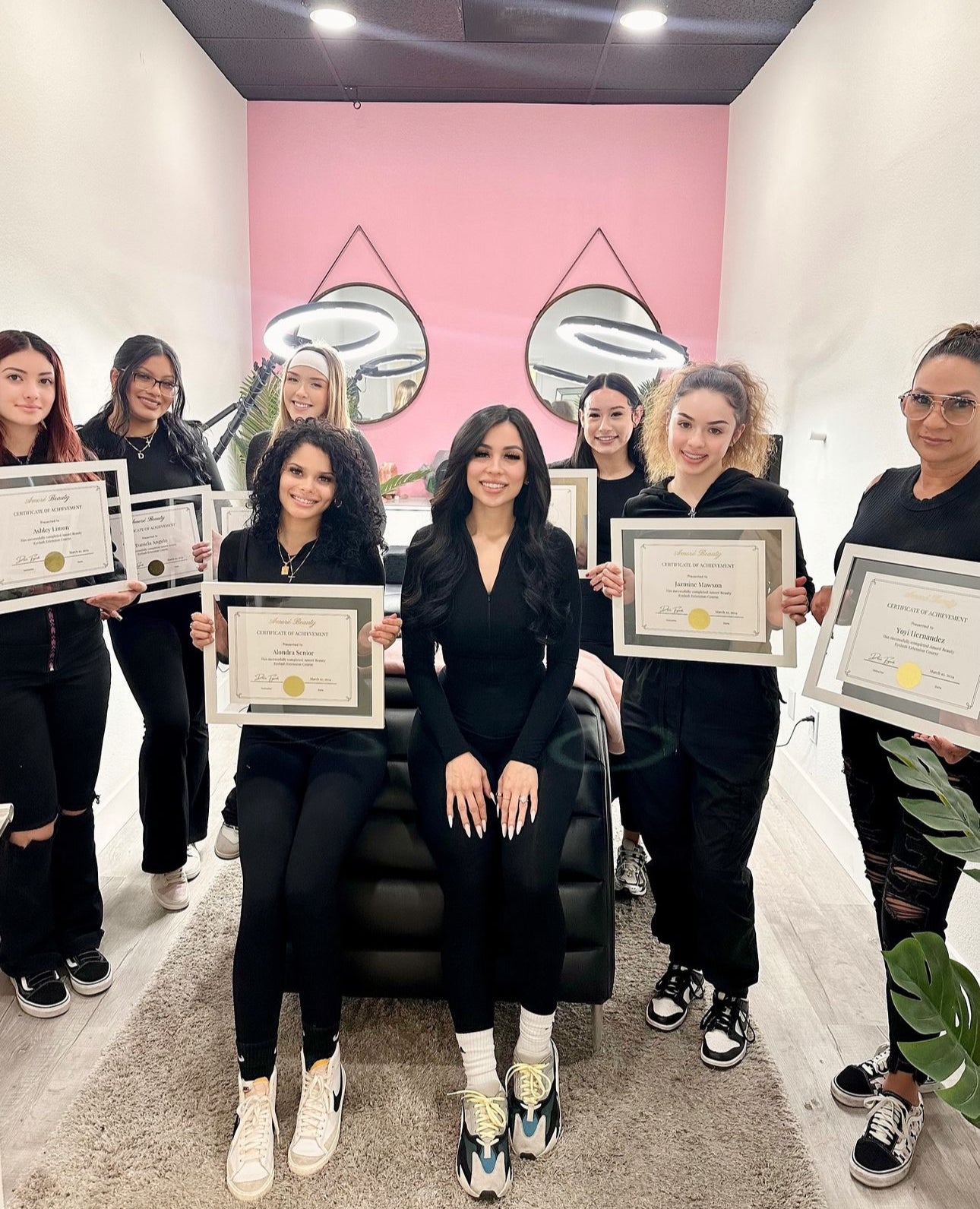 PRIVATE IN-PERSON LASH TRAINING WITH DIANA