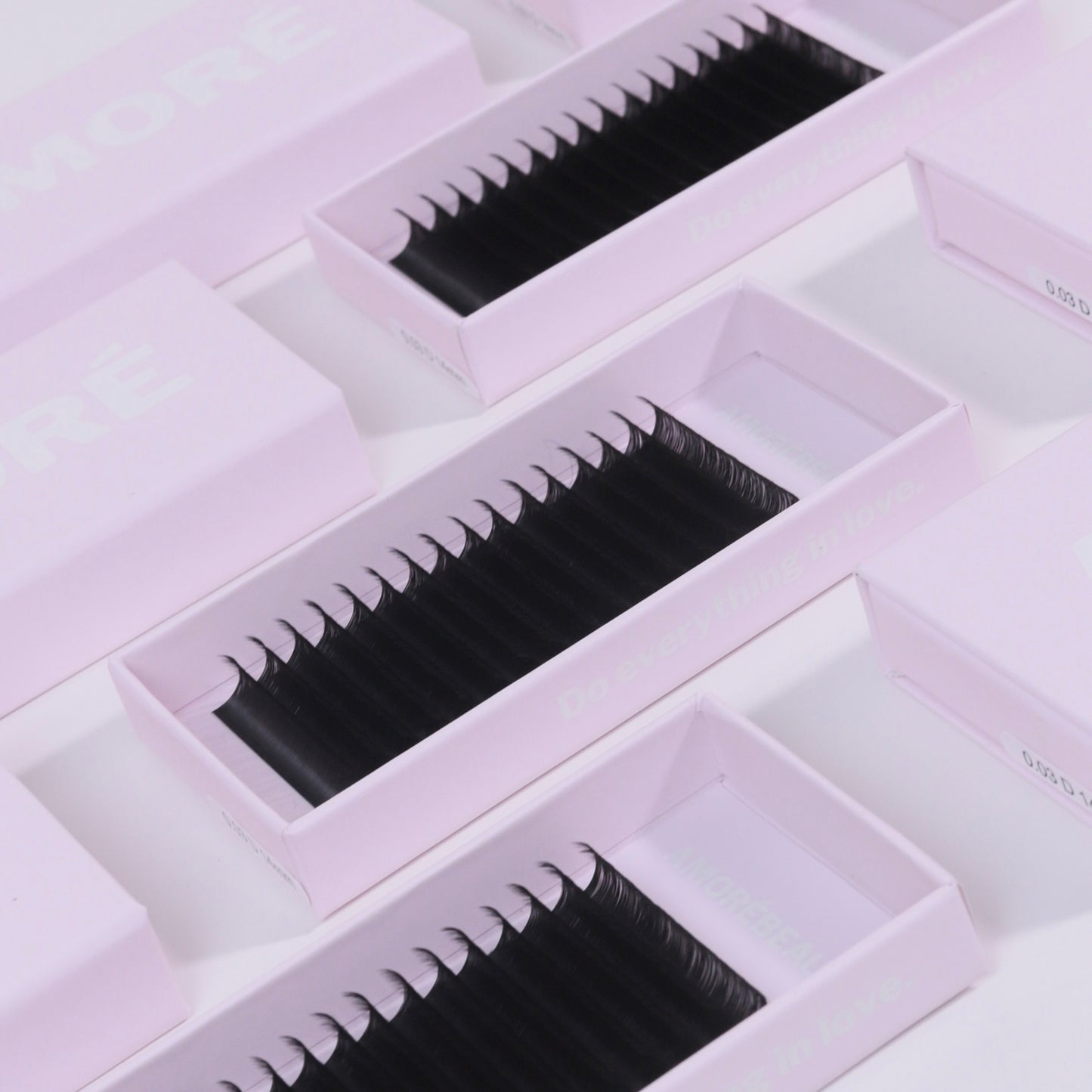 CASHMERE LASH TRAYS